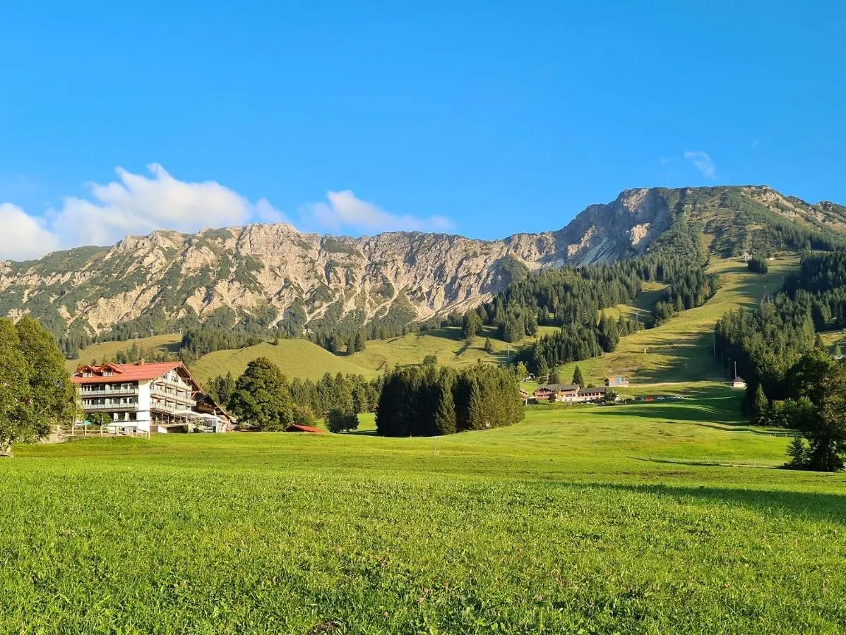 Bergzeit - Hotel & Appartements Оберйох 0*,  Германия