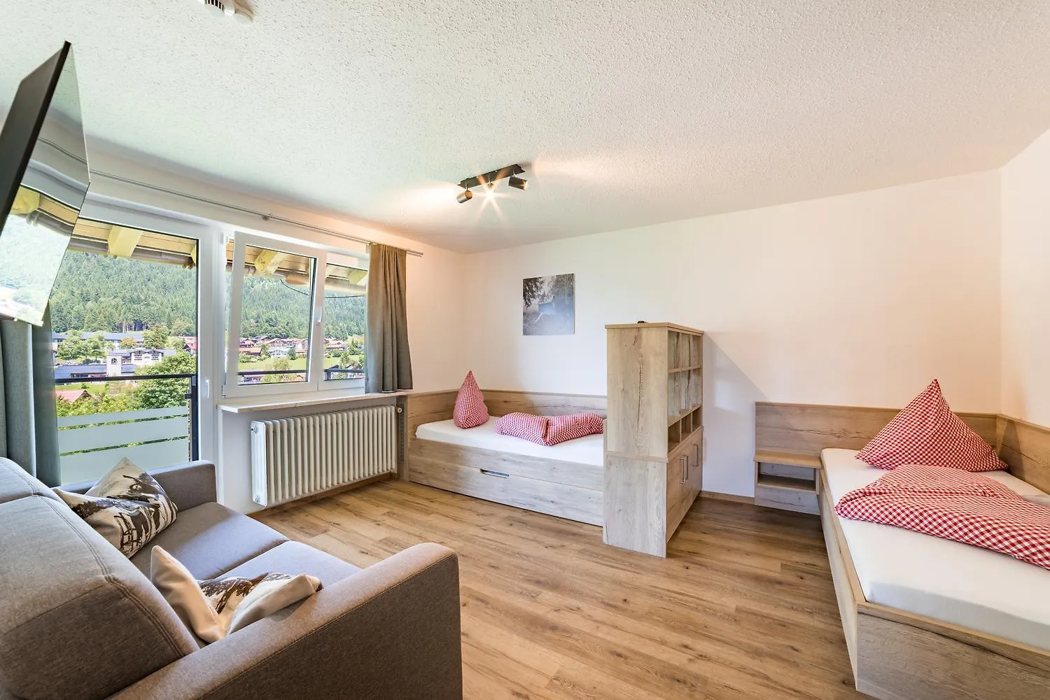 Bergzeit - Hotel & Appartements Оберйох 0*,
