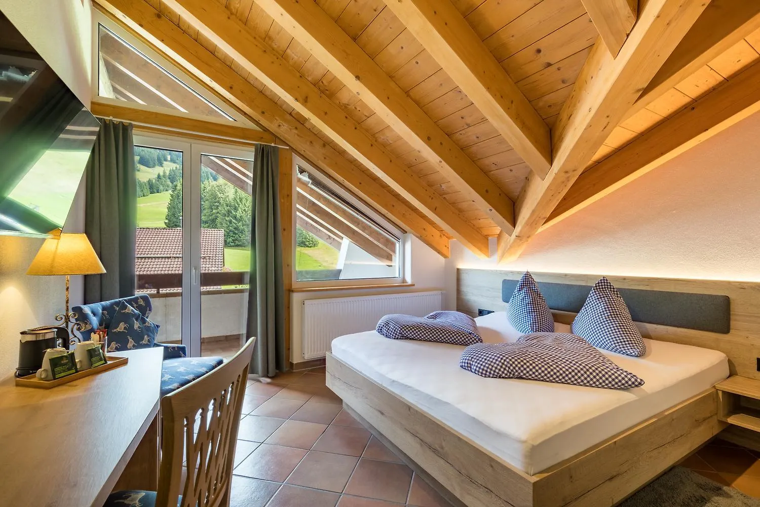 Bergzeit - Hotel & Appartements Оберйох Германия