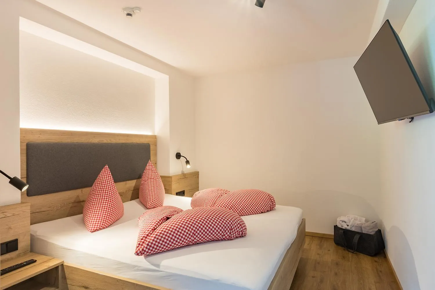 Bergzeit - Hotel & Appartements Оберйох