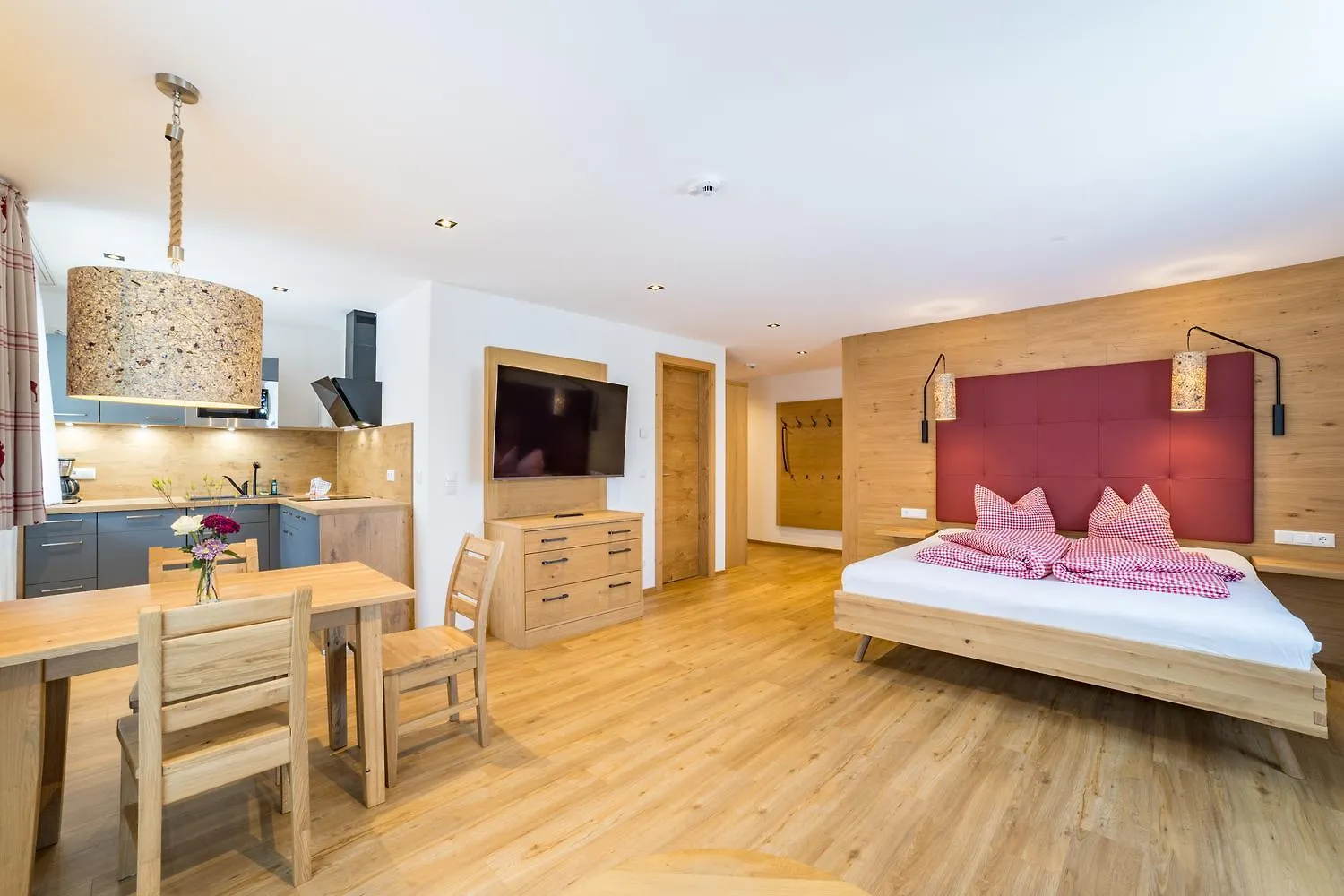Bergzeit - Hotel & Appartements Оберйох