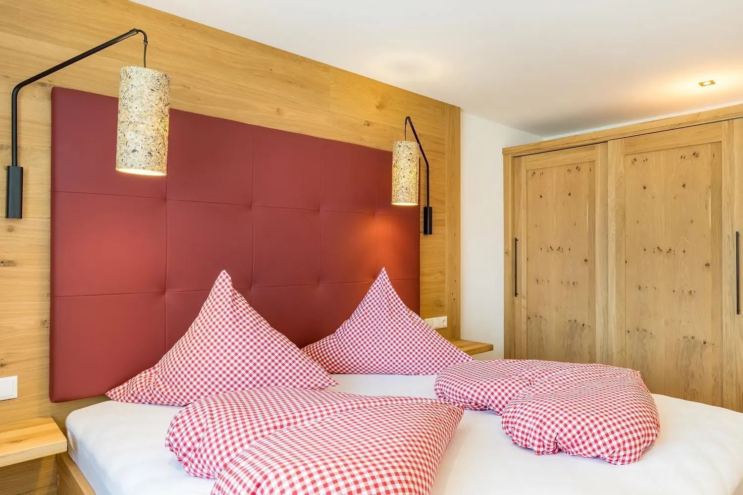 Bergzeit - Hotel & Appartements Оберйох